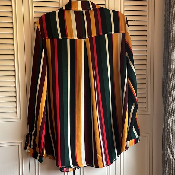 PLT multicolored button up - Picture 4 of 5